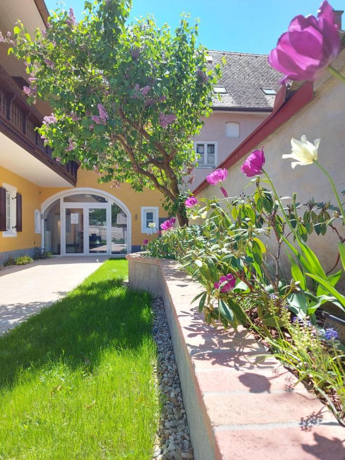באד ראדקרסבורג Gaestehaus Ferk - Fruehstueckspension, Bed & Breakfast מראה חיצוני תמונה