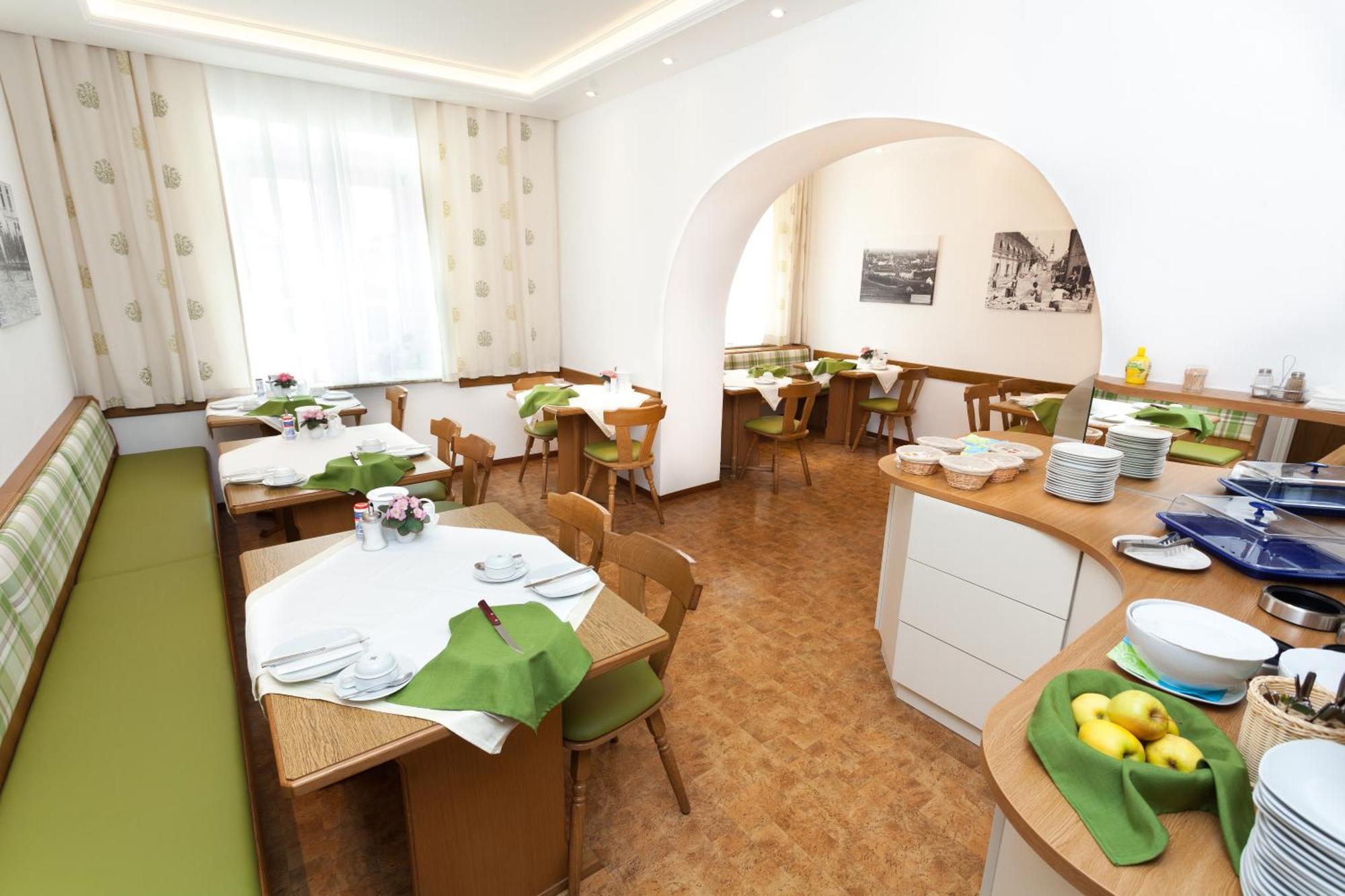 באד ראדקרסבורג Gaestehaus Ferk - Fruehstueckspension, Bed & Breakfast מראה חיצוני תמונה