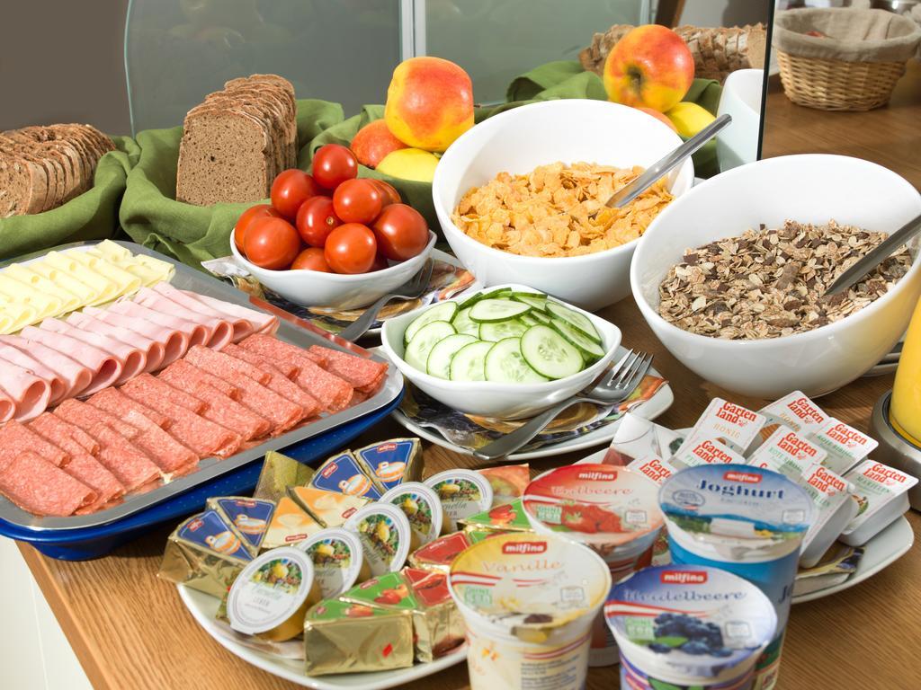 באד ראדקרסבורג Gaestehaus Ferk - Fruehstueckspension, Bed & Breakfast מראה חיצוני תמונה